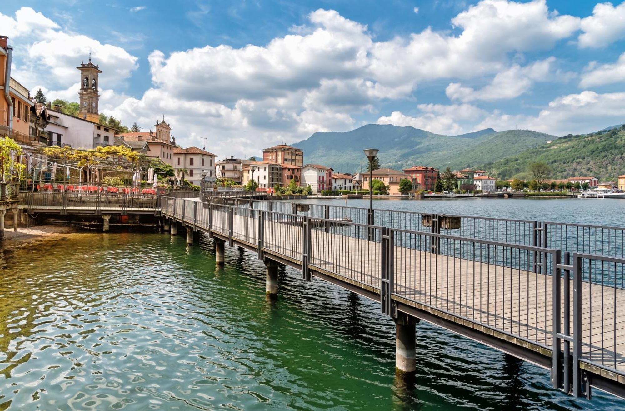 Residenza Lago Sereno Porto Ceresio Bagian luar foto